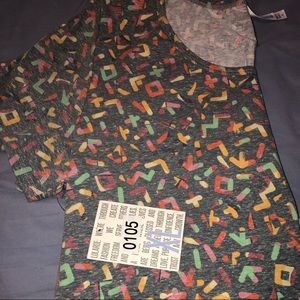 LuLaRoe XL Classic T